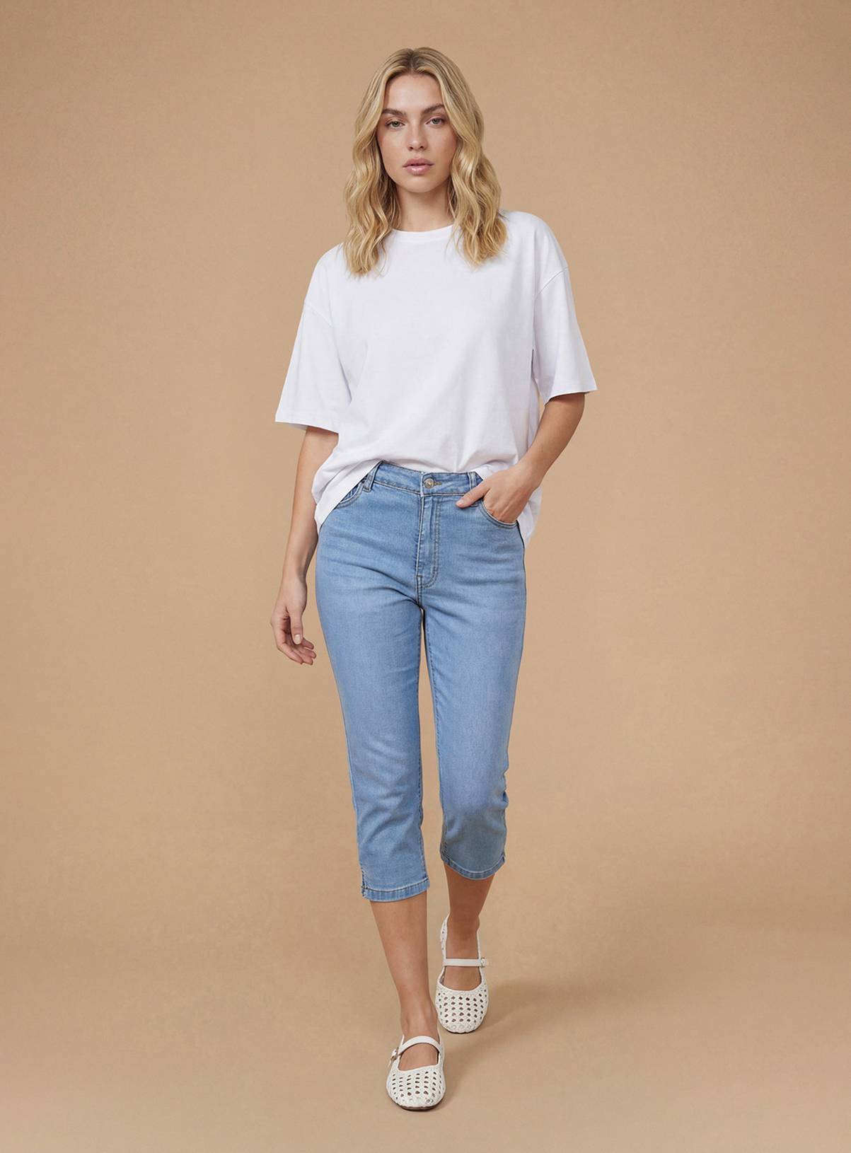 DOROTHY PERKINS Light Denim Capri Jeans 16 - Image 2